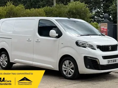 Used Peugeot Expert S 2021 White Van