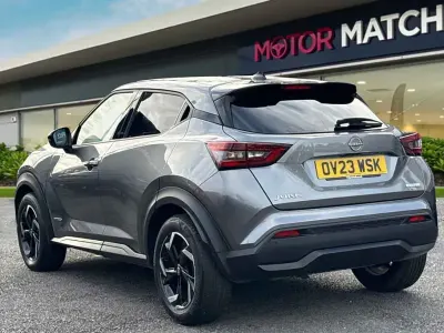 Gebraucht Nissan Juke N-Connecta 143 PS (105 kW) 2023 Grau SUV
