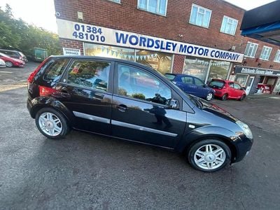 Black Used 2006 Ford Fiesta Ghia Hatchback | £1,699 (Good price)