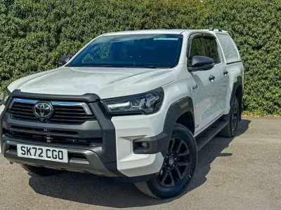 Used Toyota HiLux 204 HP (150 kW) 2022 White Pickup