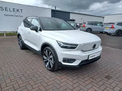 Usado Volvo XC40 Pro 300 kW (408 HP) 2021 Branco SUV