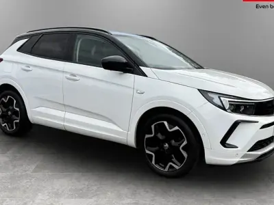 Used Vauxhall Grandland X Ultimate 131 HP (96 kW) 2023 White SUV