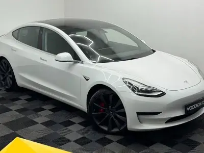 Used Tesla Model 3 Performance 461 kW (627 HP) 2019 White Sedan