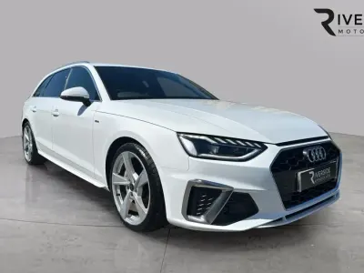 Begagnad Audi A4 S-Line 204 HK (150 kW) 2024 Vit Kombi