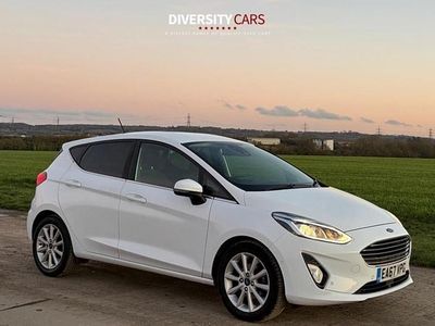 Used Ford Fiesta Titanium 125 HP (91 kW) 2017 White Hatchback