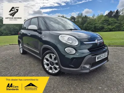 Gebraucht Fiat 500L Trekking 85 PS (62 kW) 2013 Weiß Van / Kleinbus