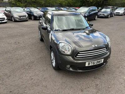 Usado Mini Cooper D 2012 Gris Utilitario