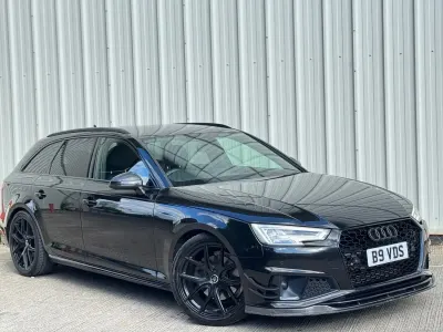Used Audi A4 Black Edition 190 HP (139 kW) 2019 Black Estate