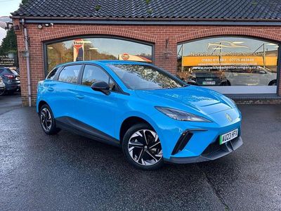 Used MG MG4 EV SE 50 kW (69 HP) 2023 Blue Hatchback