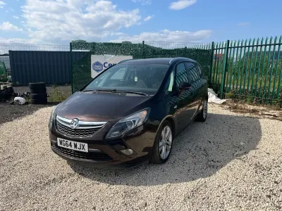 Used Vauxhall Zafira SRi 2015 Brown MPV