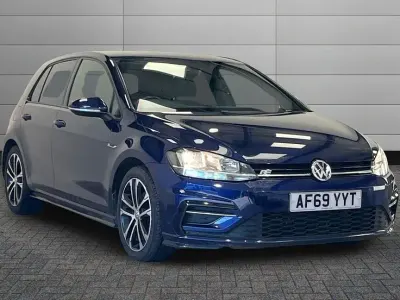 Used VW Golf VII R-line 148 HP (108 kW) 2019 Blue Hatchback