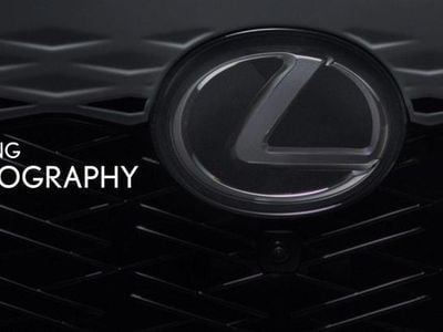 Lexus UX 250h