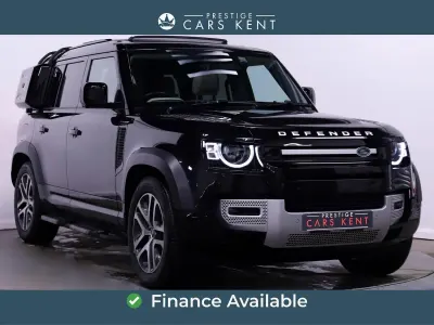 Używany Land Rover Defender S 250 KM (183 kW) 2022 Czarny SUV
