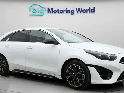 Used Kia ProCeed GT-Line 160 HP (117 kW) 2023 White Estate