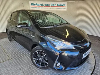 Used Toyota Yaris Hybrid Design 2018 Black Hatchback