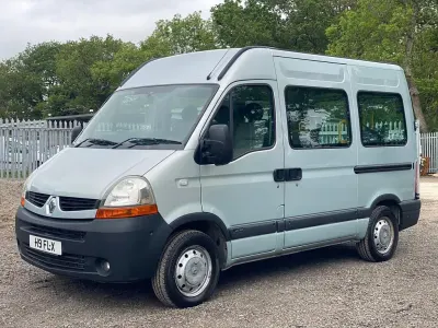Begagnad Renault Master 2007 Grå Van