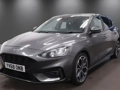 Used Ford Focus ST-Line X 120 HP (88 kW) 2019 Grey Hatchback