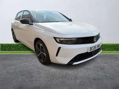 New Vauxhall Astra 2026 Arctic white Hatchback