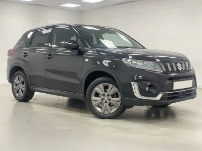 Gebraucht Suzuki Vitara SZ-T 129 PS (94 kW) 2023 Schwarz SUV