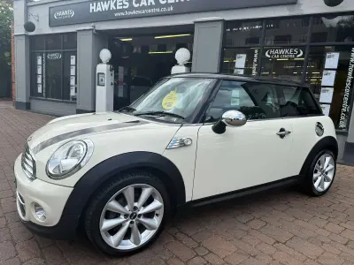 Used Mini Cooper D Hatch 2010 White Hatchback