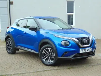 Used Nissan Juke N-Connecta 114 HP (83 kW) 2025 Blue SUV