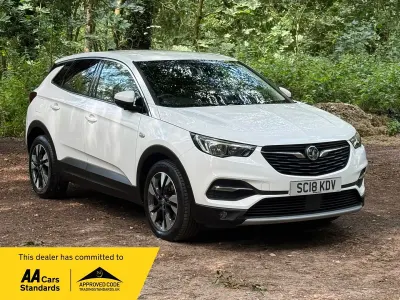 Used Vauxhall Grandland X Sport 2018 White SUV