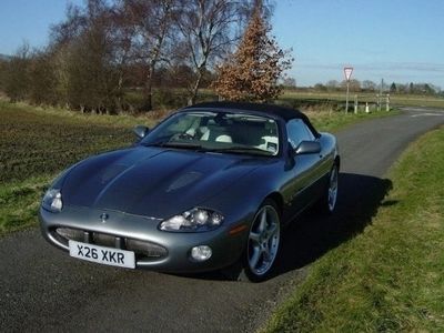 Jaguar XKR