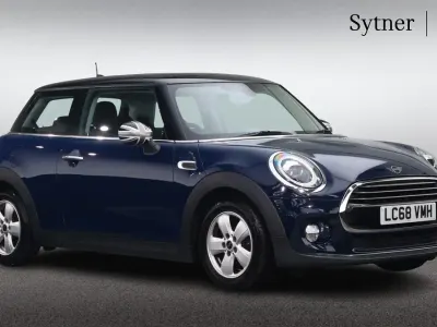Used Mini Cooper Hatch 134 HP (98 kW) 2018 Blue Hatchback