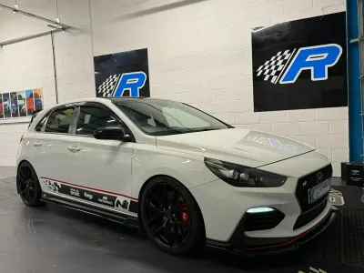 Used Hyundai i30 N Performance 390 HP (286 kW) 2018 White Hatchback