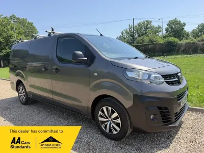 Used Vauxhall Vivaro 100 HP (73 kW) 2019 Grey MPV