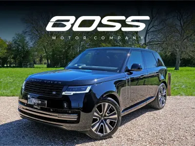 Second-hand Land Rover Range Rover HSE 300 CP (220 kW) 2023 Negru SUV