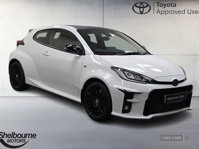 Used Toyota Yaris 272 HP (200 kW) 2021 White Hatchback