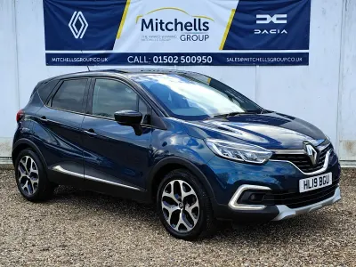 Used Renault Captur GT-Line 90 HP (66 kW) 2019 Ocean blue with black roof  SUV