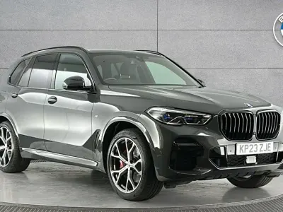 Usado BMW X5 M Sport 282 CV (207 kW) 2023 Gris SUV