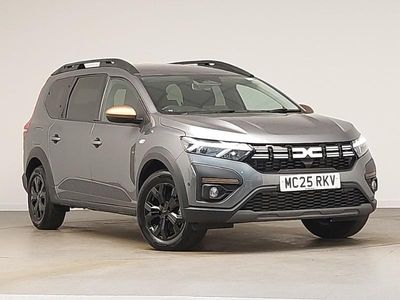 Begagnad Dacia Jogger Extreme 140 HK (102 kW) 2025 Grå Minibuss