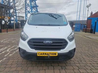 Used Ford Transit Custom 105 HP (77 kW) 2019 White Van