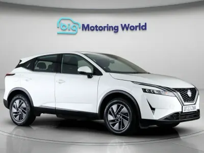 Used Nissan Qashqai Acenta Premium 158 HP (116 kW) 2023 White SUV