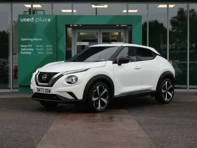 Used Nissan Juke Tekna 2024 White SUV