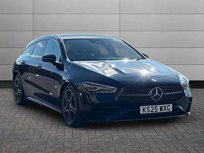 Used Mercedes CLA200 Executive 161 HP (118 kW) 2025 Black Estate