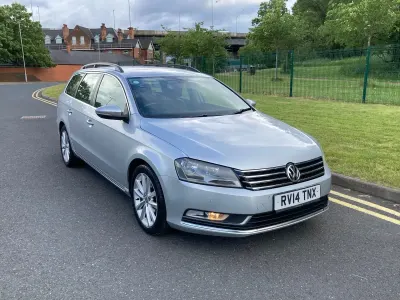 Used VW Passat Executive 105 HP (77 kW) 2014 Silver Estate