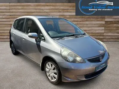 Used Honda Jazz SE 83 HP (61 kW) 2005 Silver Hatchback