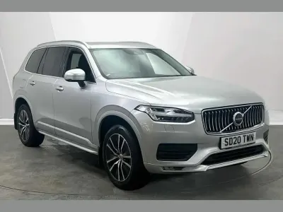 Used Volvo XC90 Momentum 235 HP (172 kW) 2020 Silver SUV