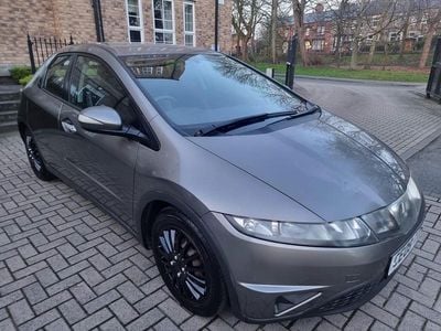 Used Honda Civic SE 98 HP (72 kW) 2009 Grey Hatchback
