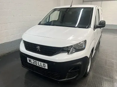 Used Peugeot Partner S 75 HP (55 kW) 2020 White MPV