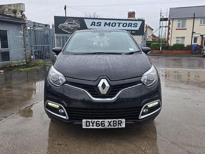 Second-hand Renault Captur Dynamique 90 CP (66 kW) 2016 Negru SUV