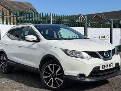 Used Nissan Qashqai Tekna 2014 White SUV