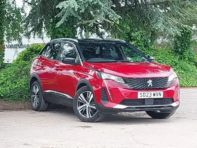 Used Peugeot 3008 Allure+ 131 HP (96 kW) 2023 Red SUV