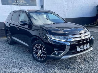 Used Mitsubishi Outlander 2016 Black SUV