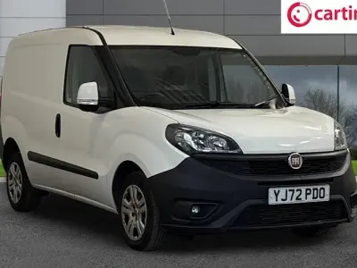 Used Fiat Doblò S 105 HP (77 kW) 2022 White MPV