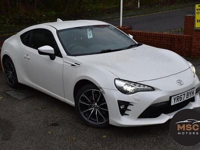 White Used 2017 Toyota GT86 GT Coupe | £17,495 (A bit pricey)
